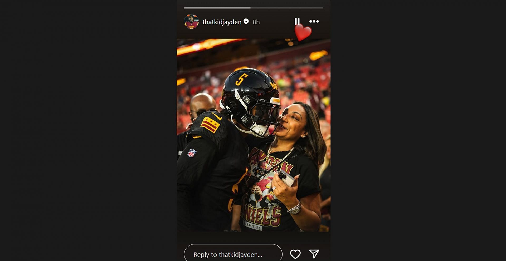 Jayden Daniels’ Mother’s Day post /@thatkidjayden